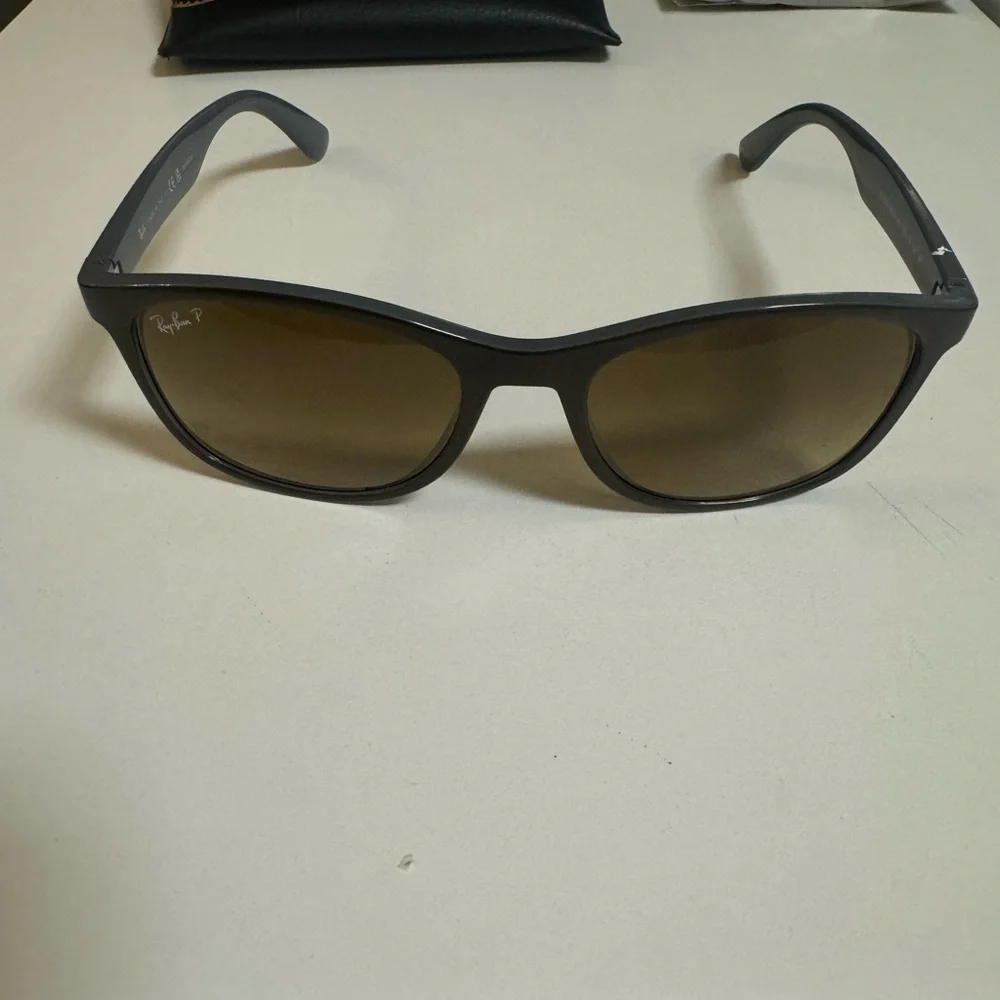 Polarized Ray Ban 4374 6600M2 Brown Grey Sunglasses - Picture 3 of 10